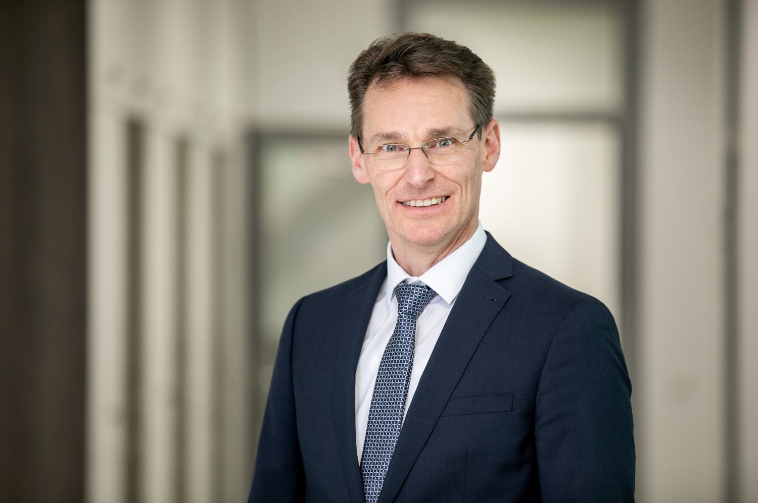 dr. hans ulrich kauderer