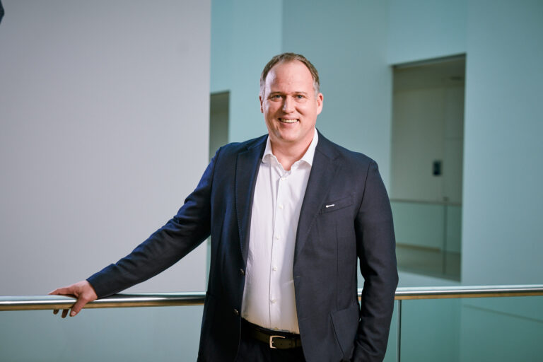 dr. jörg reichert
