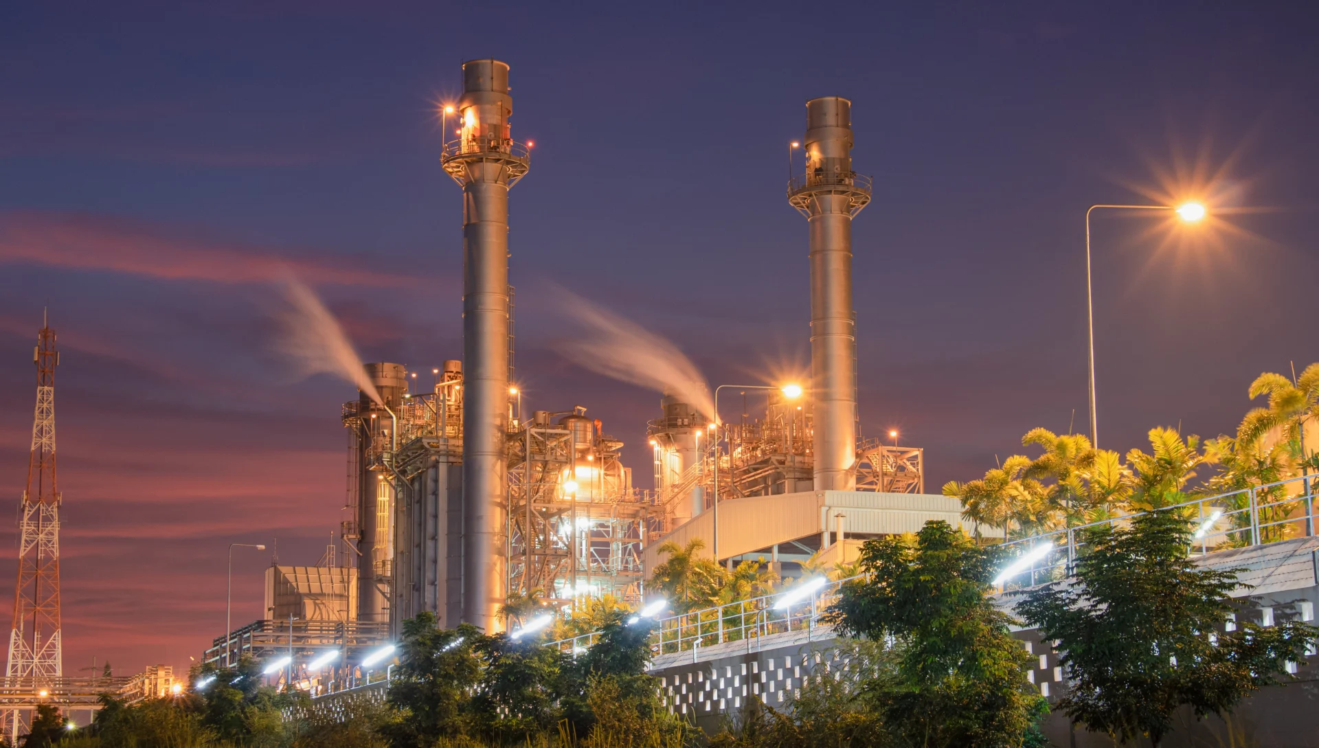 gaskraftwerk ubw lizenz shutterstock 2679753361