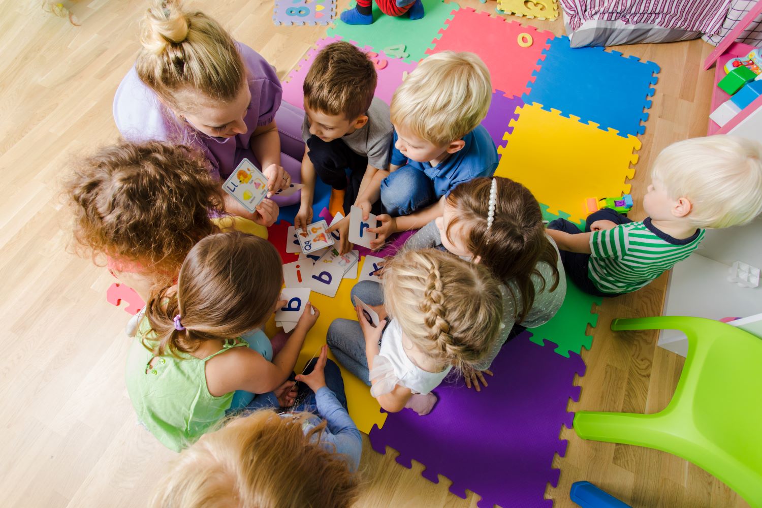 kinder bildung shs 1919354693 UBW-Lizenz