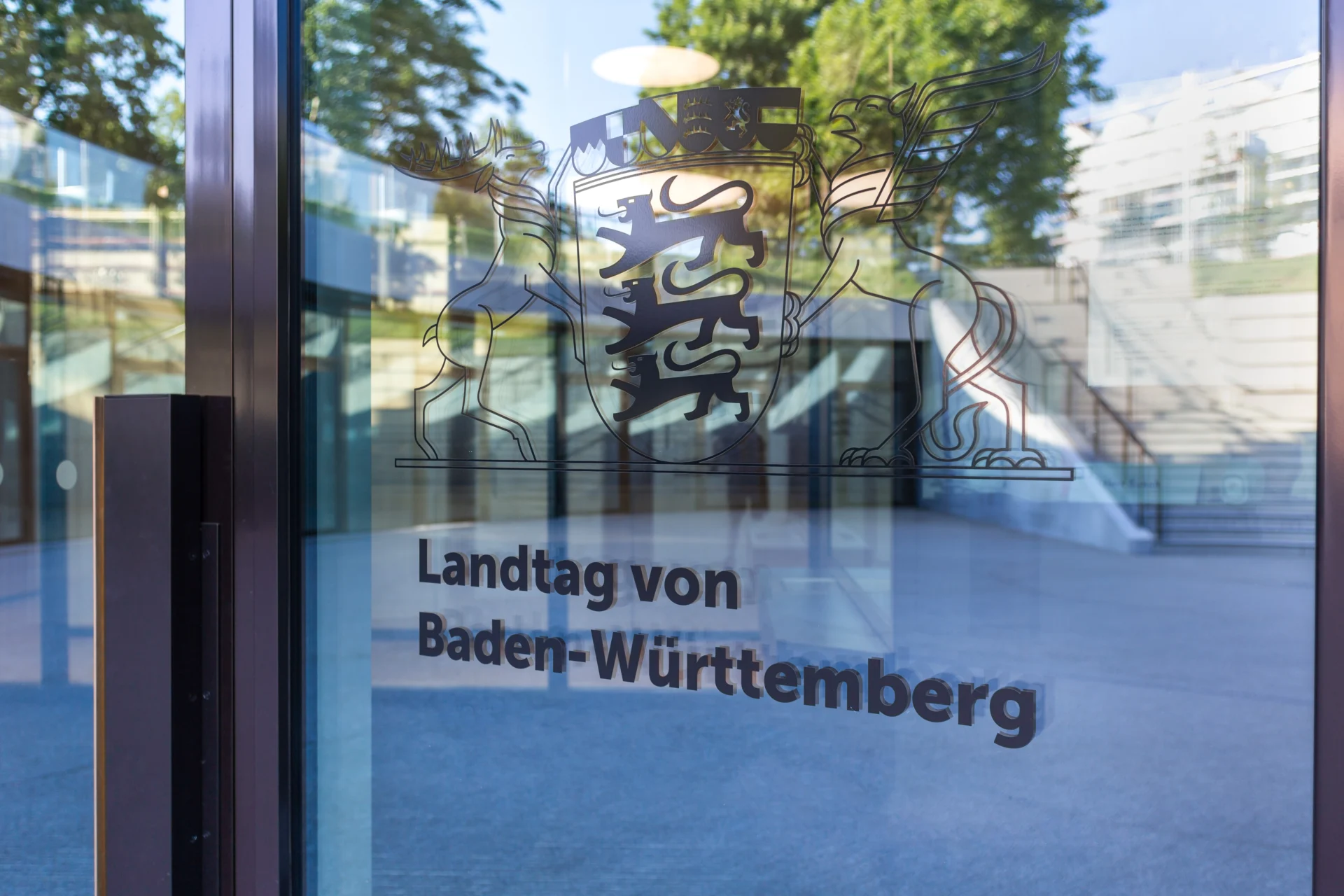 landtag ubw lizenz shutterstock 1168215346